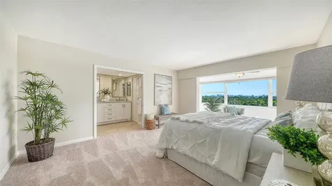 1750 Benjamin Franklin Drive Sarasota FL 34236
