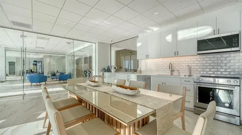 1750 Benjamin Franklin Drive Sarasota FL 34236