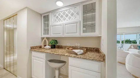 1750 Benjamin Franklin Drive Sarasota FL 34236