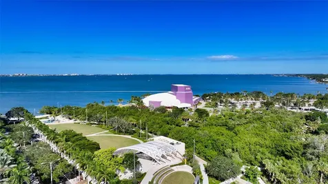 1750 Benjamin Franklin Drive Sarasota FL 34236
