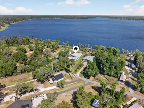 2473 SE 30th Street Melrose FL 32666