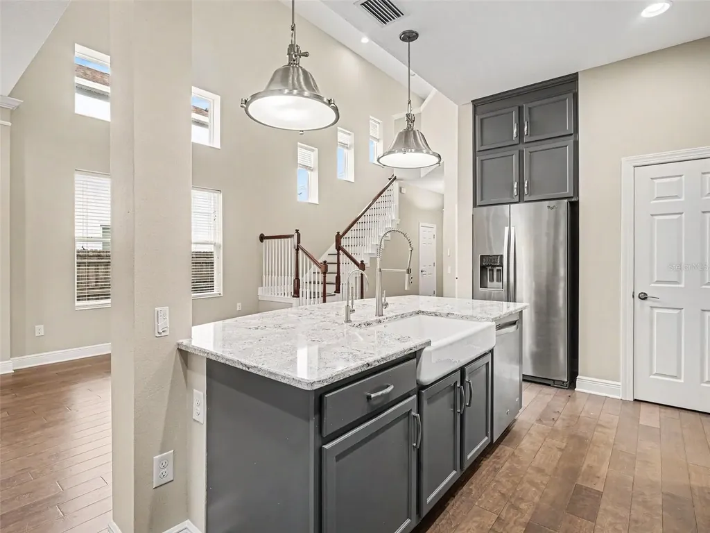 2424 Wood Street Sarasota FL 34237