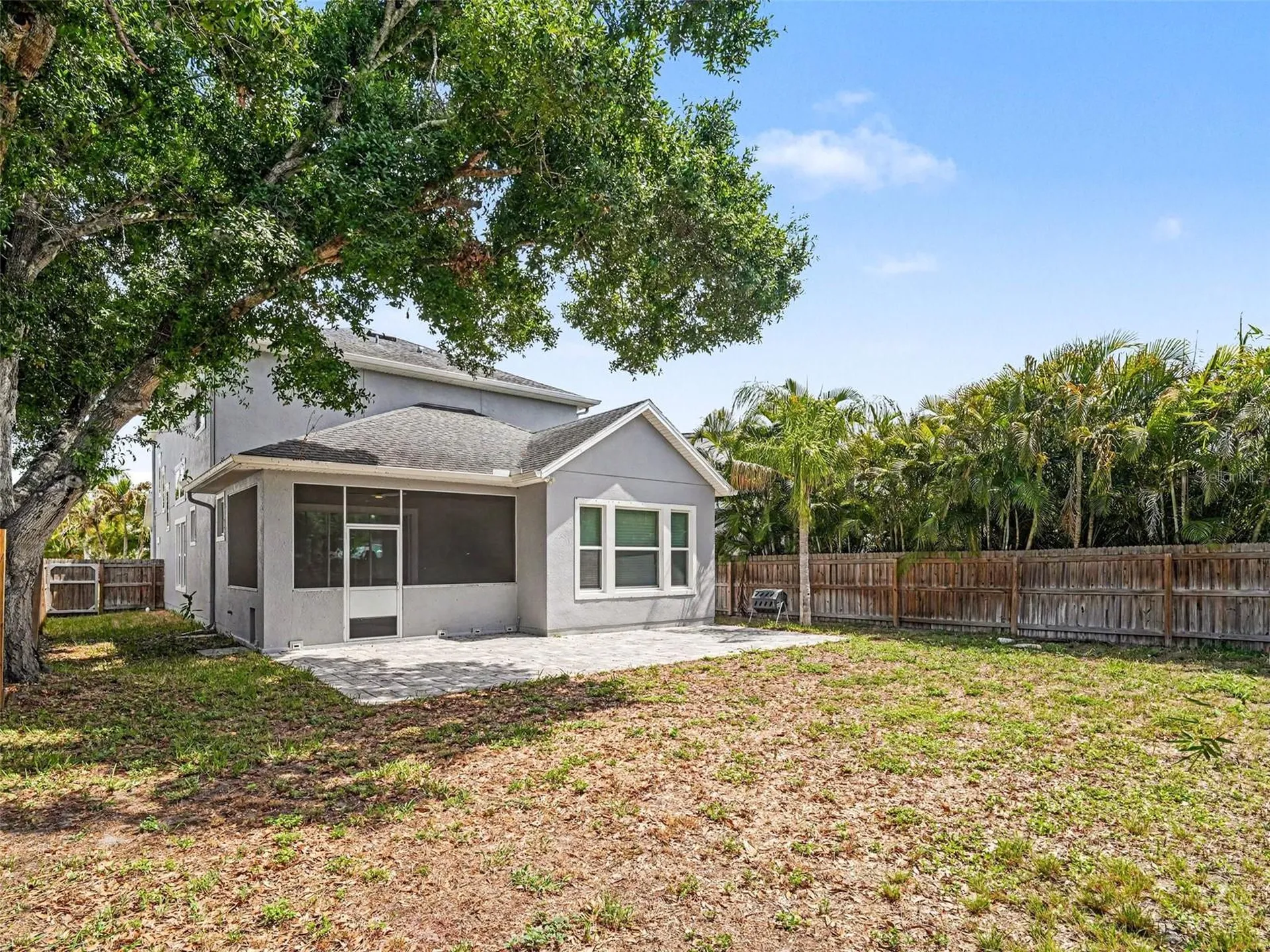 2424 Wood Street Sarasota FL 34237