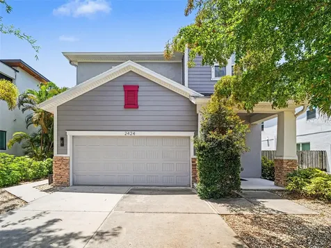 2424 Wood Street Sarasota FL 34237