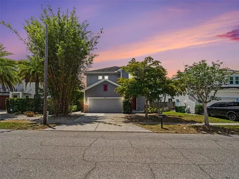 2424 Wood Street Sarasota FL 34237