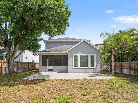 2424 Wood Street Sarasota FL 34237