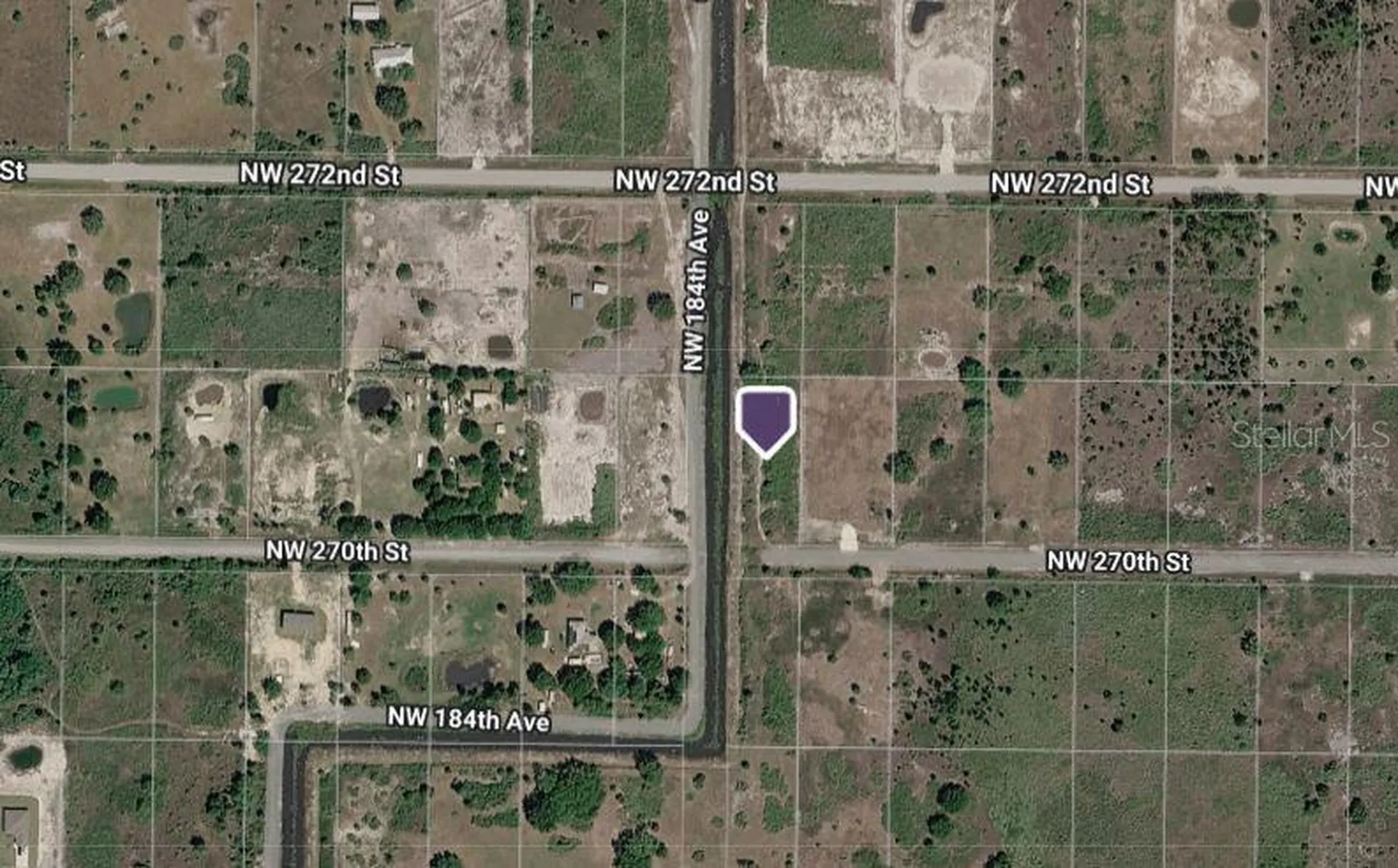 18395 NW 270th Street Okeechobee FL 34972