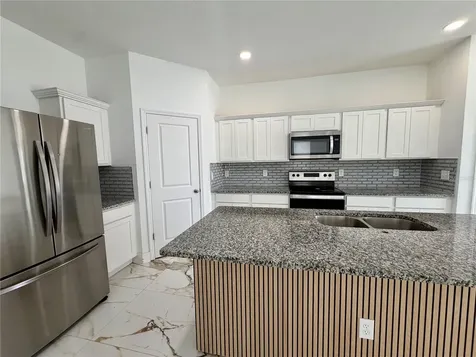 5846 Herder St Cloud FL 34771