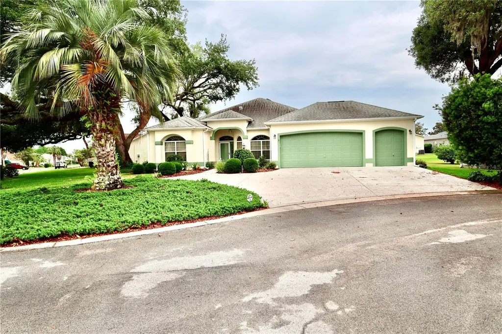 532 Carrera Drive Lady Lake FL 32159