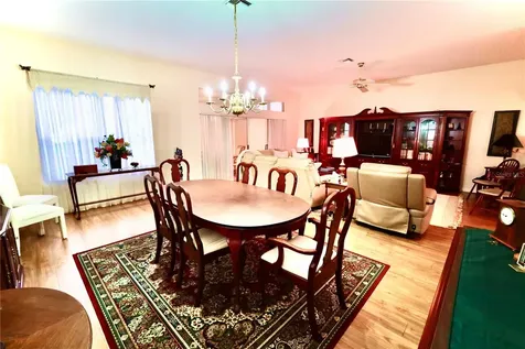 532 Carrera Drive Lady Lake FL 32159