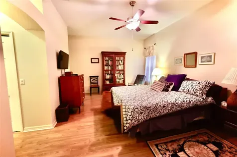 532 Carrera Drive Lady Lake FL 32159