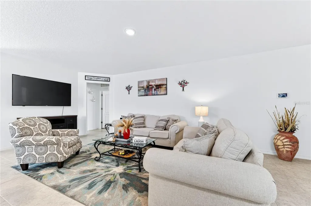 180 Dolphin Street SE Palm Bay FL 32909
