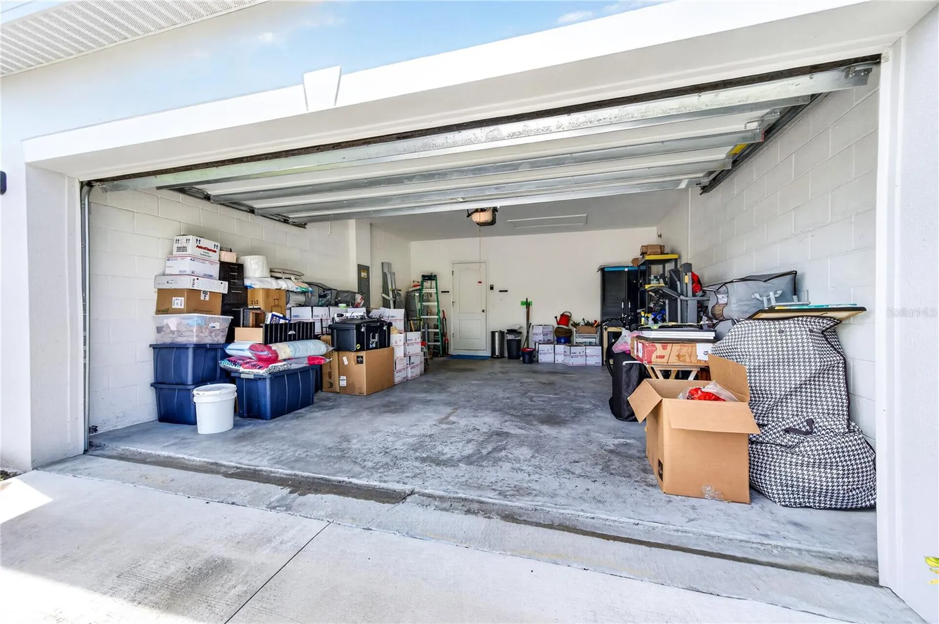 180 Dolphin Street SE Palm Bay FL 32909