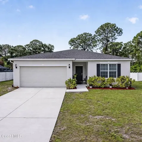 180 Dolphin Street SE Palm Bay FL 32909