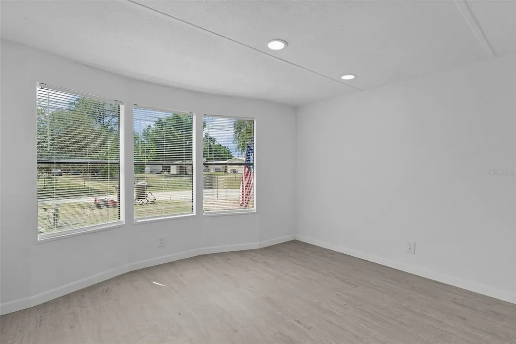33514 Luana Court Leesburg FL 34788