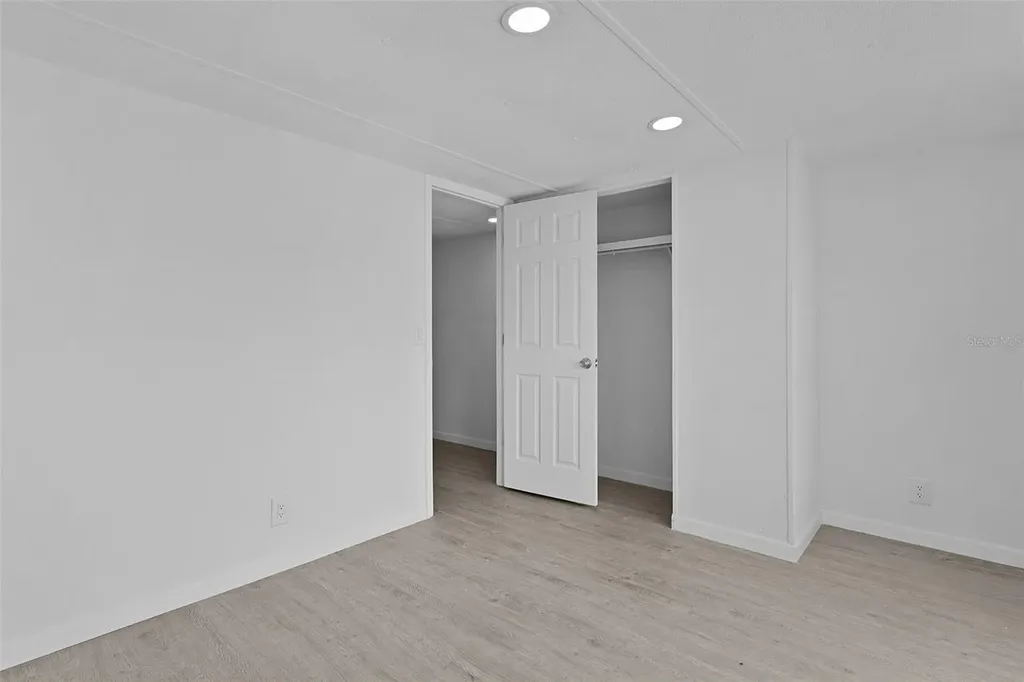 33514 Luana Court Leesburg FL 34788