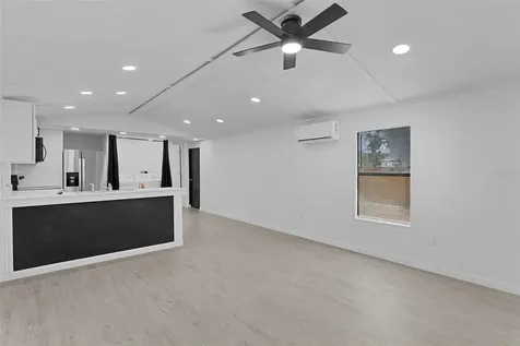 33514 Luana Court Leesburg FL 34788