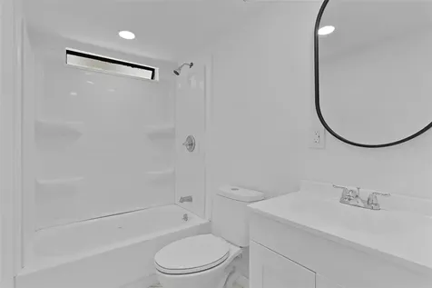 33514 Luana Court Leesburg FL 34788