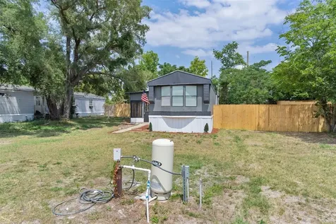 33514 Luana Court Leesburg FL 34788