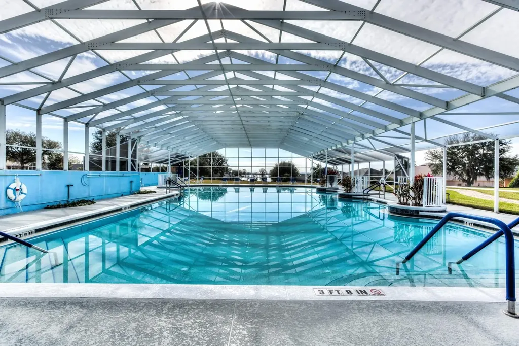 6274 Sailboat Avenue Tavares FL 32778