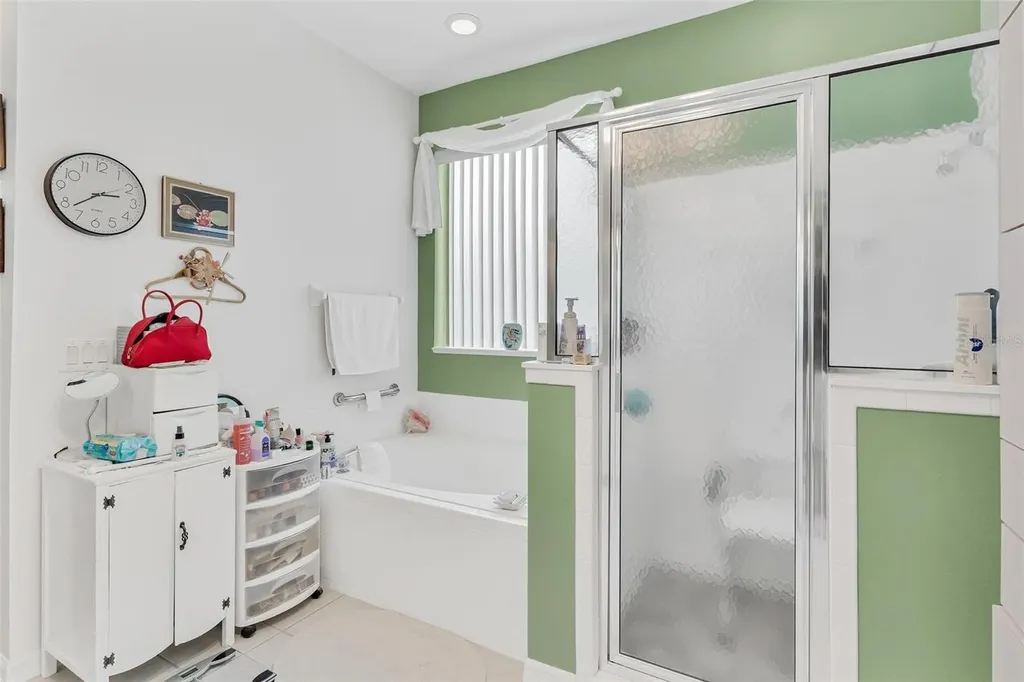 6274 Sailboat Avenue Tavares FL 32778