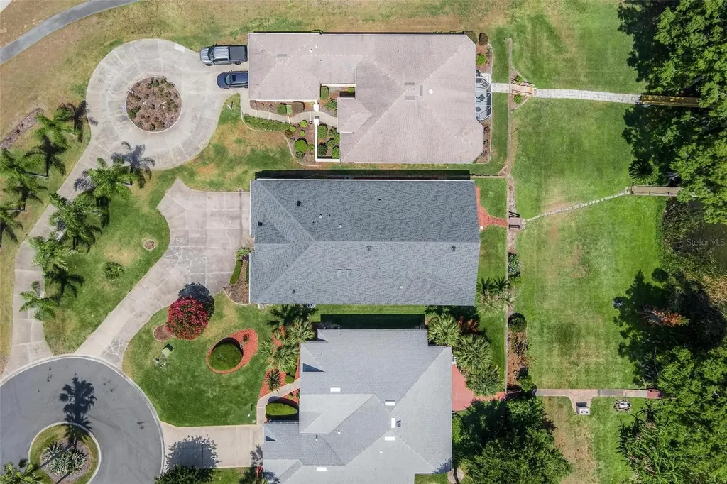 6274 Sailboat Avenue Tavares FL 32778