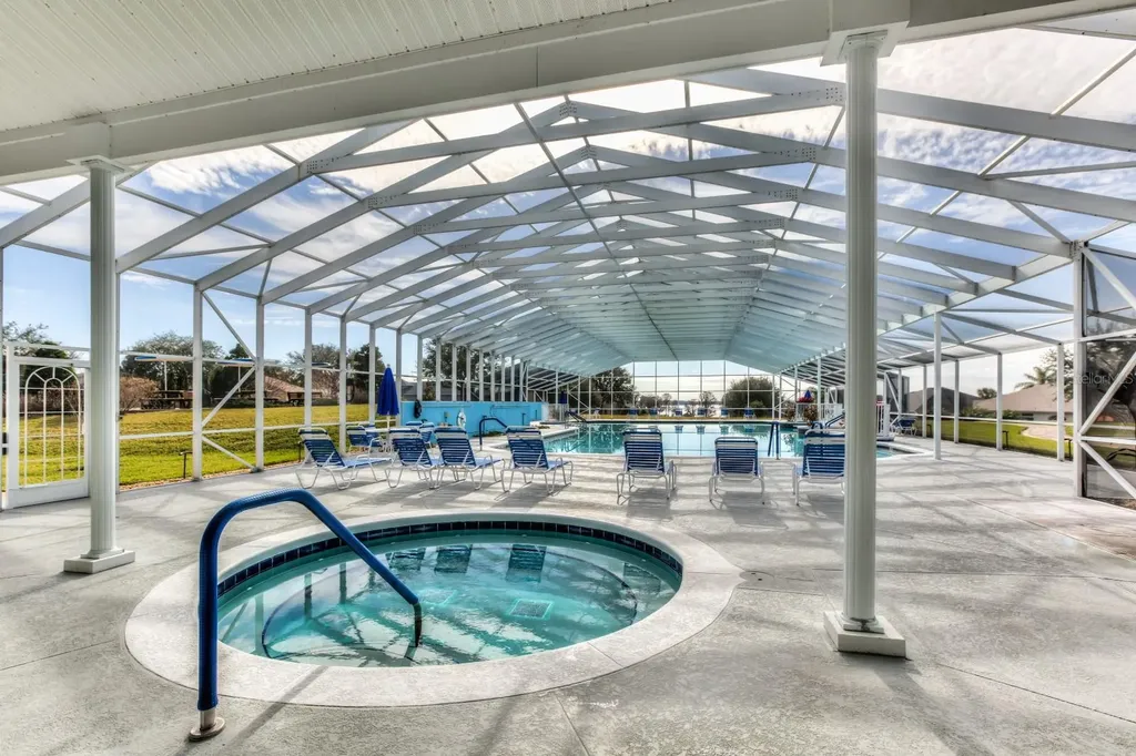 6274 Sailboat Avenue Tavares FL 32778