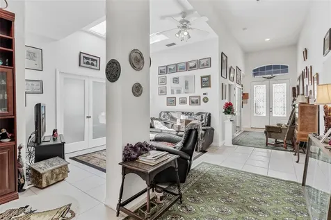 6274 Sailboat Avenue Tavares FL 32778