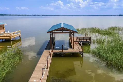 6274 Sailboat Avenue Tavares FL 32778