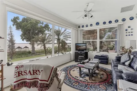 6274 Sailboat Avenue Tavares FL 32778
