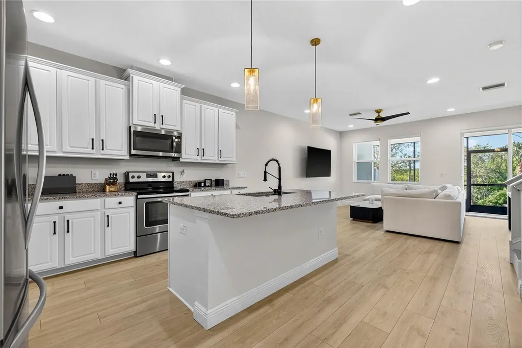 8128 Muddy Pines Place Tampa FL 33635
