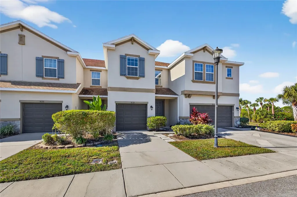 8128 Muddy Pines Place Tampa FL 33635
