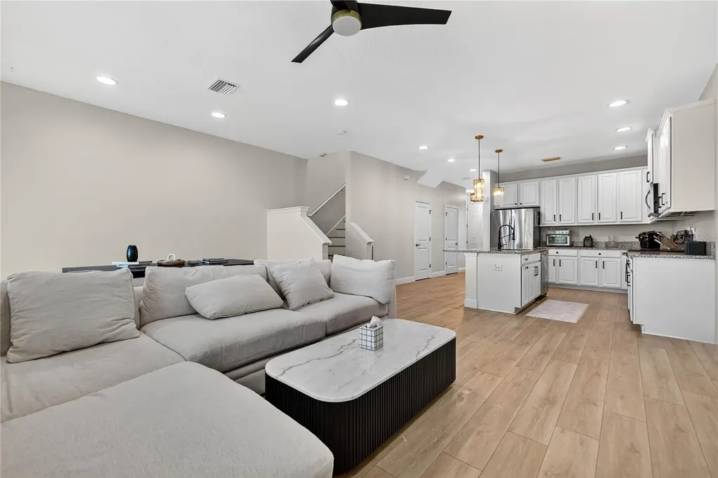 8128 Muddy Pines Place Tampa FL 33635