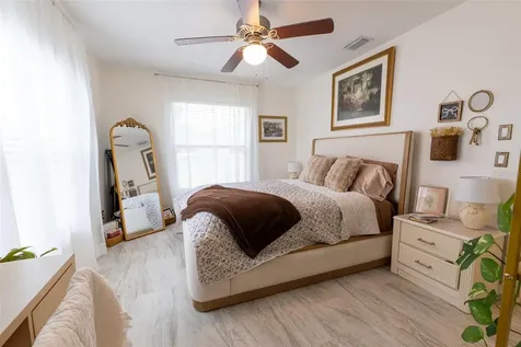 3832 Wayward Avenue North Port FL 34286