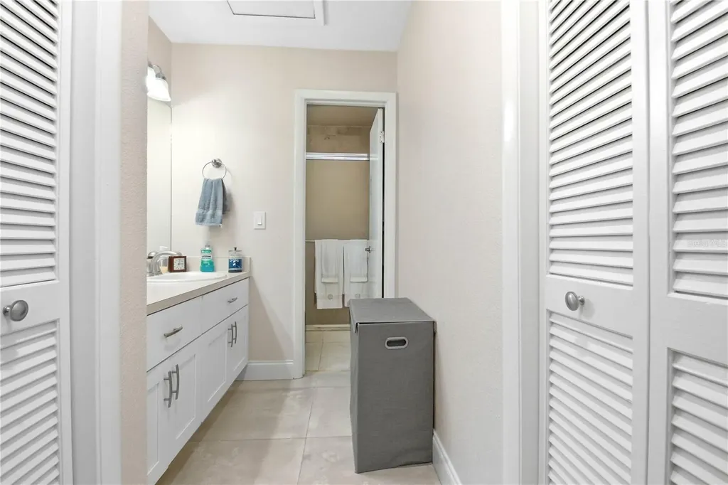 260 Michaels Circle Oldsmar FL 34677