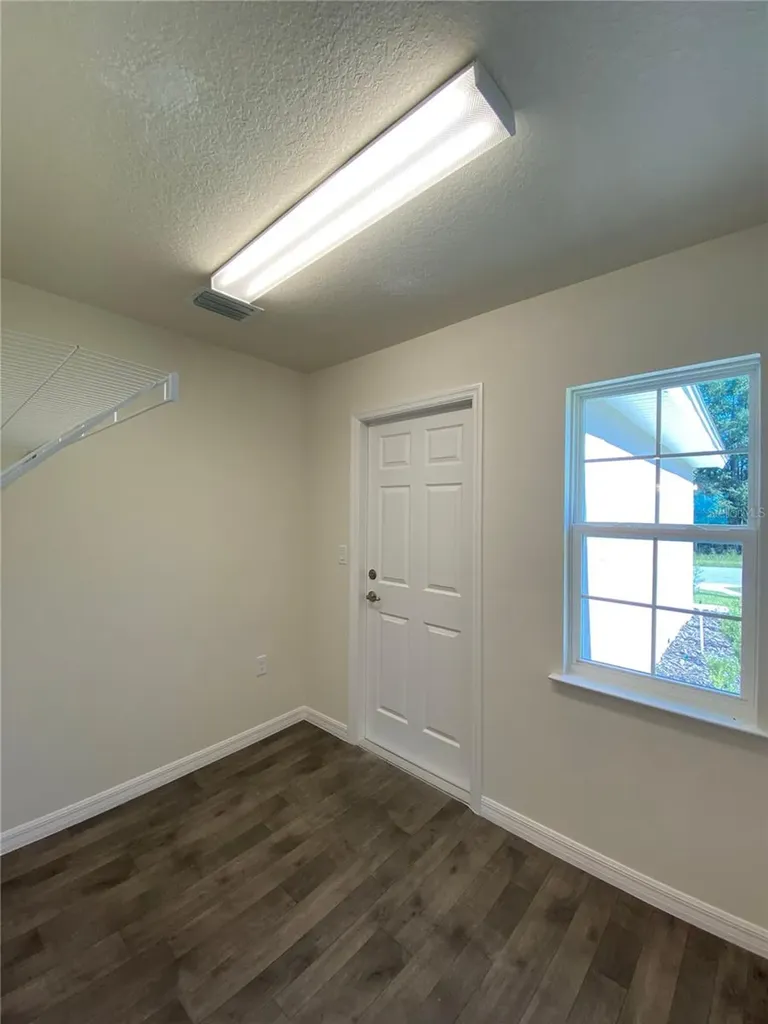 8190 N Wakefield Drive Citrus Springs FL 34434