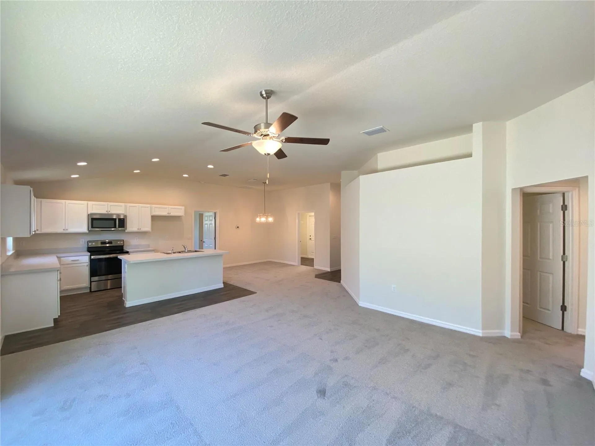 8190 N Wakefield Drive Citrus Springs FL 34434