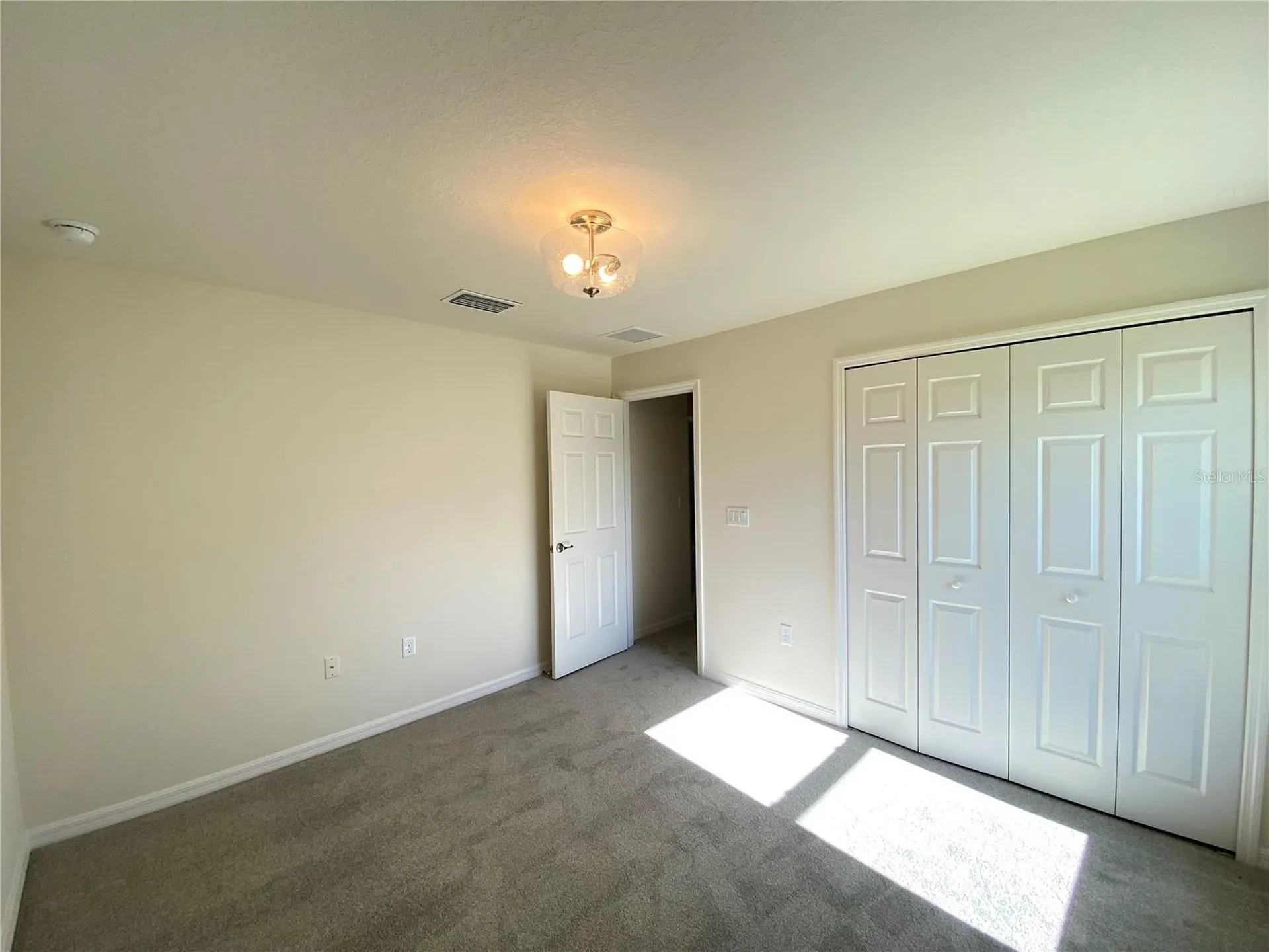8190 N Wakefield Drive Citrus Springs FL 34434