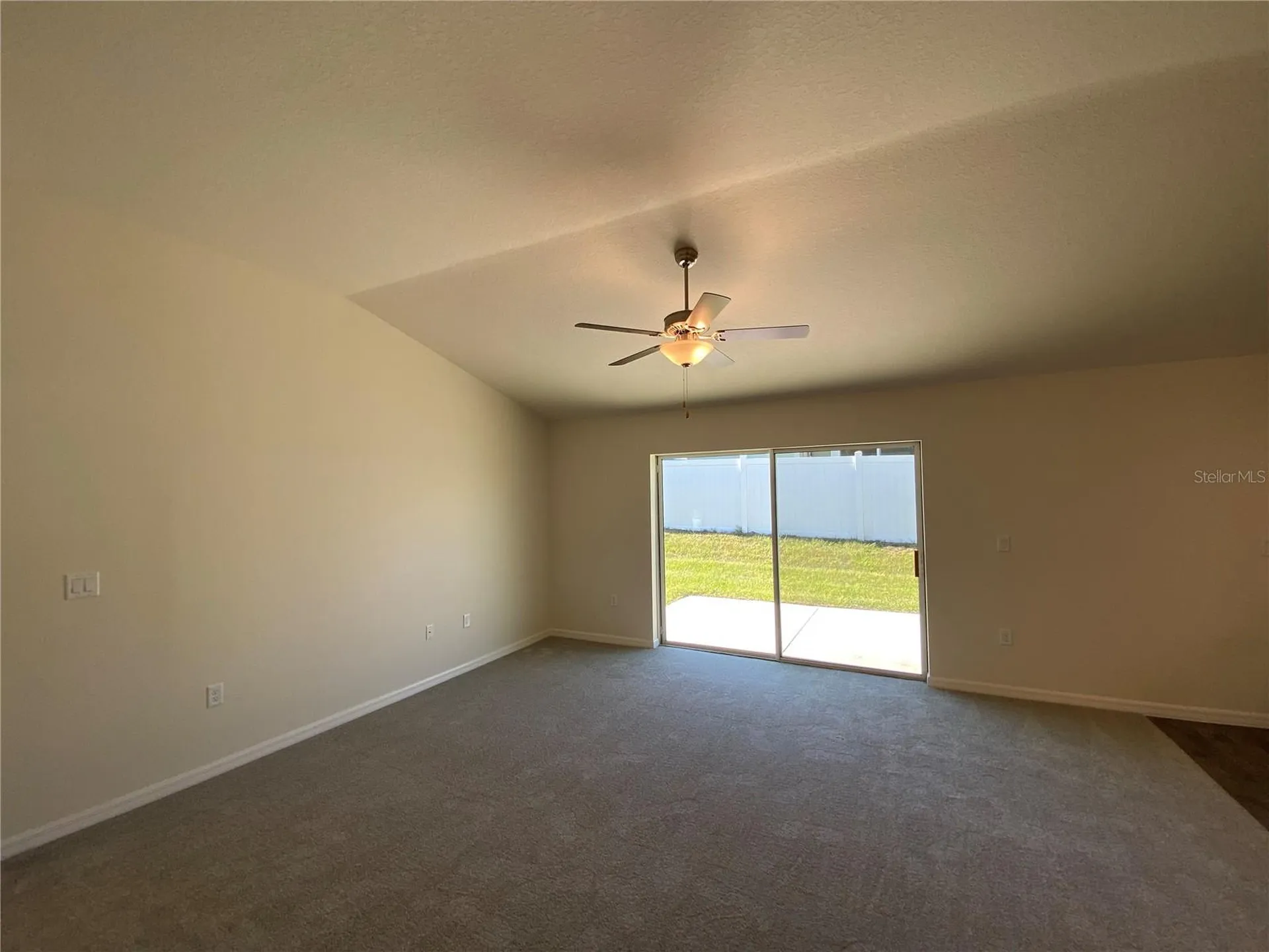 8190 N Wakefield Drive Citrus Springs FL 34434