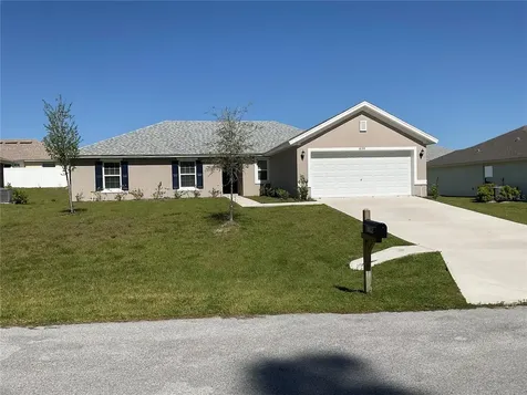 8190 N Wakefield Drive Citrus Springs FL 34434