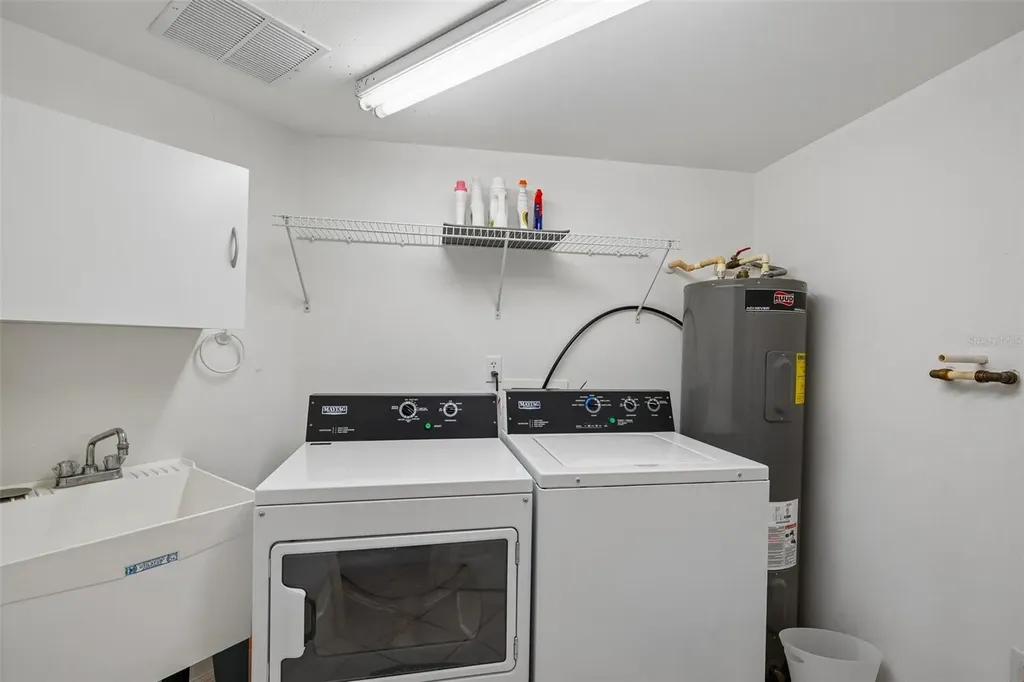1440 Water View Drive W Largo FL 33771