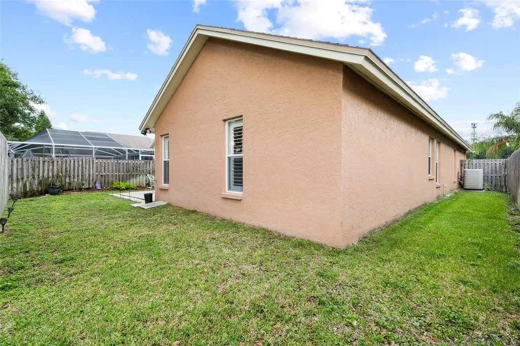 5606 Paddock Trail Drive Tampa FL 33624