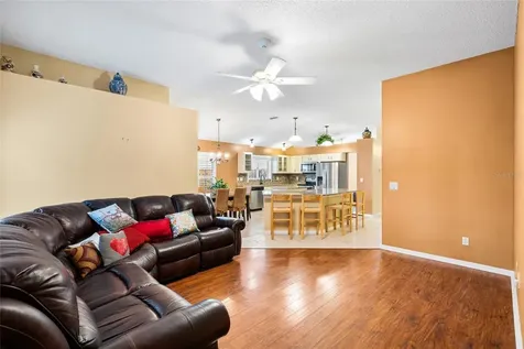 5606 Paddock Trail Drive Tampa FL 33624