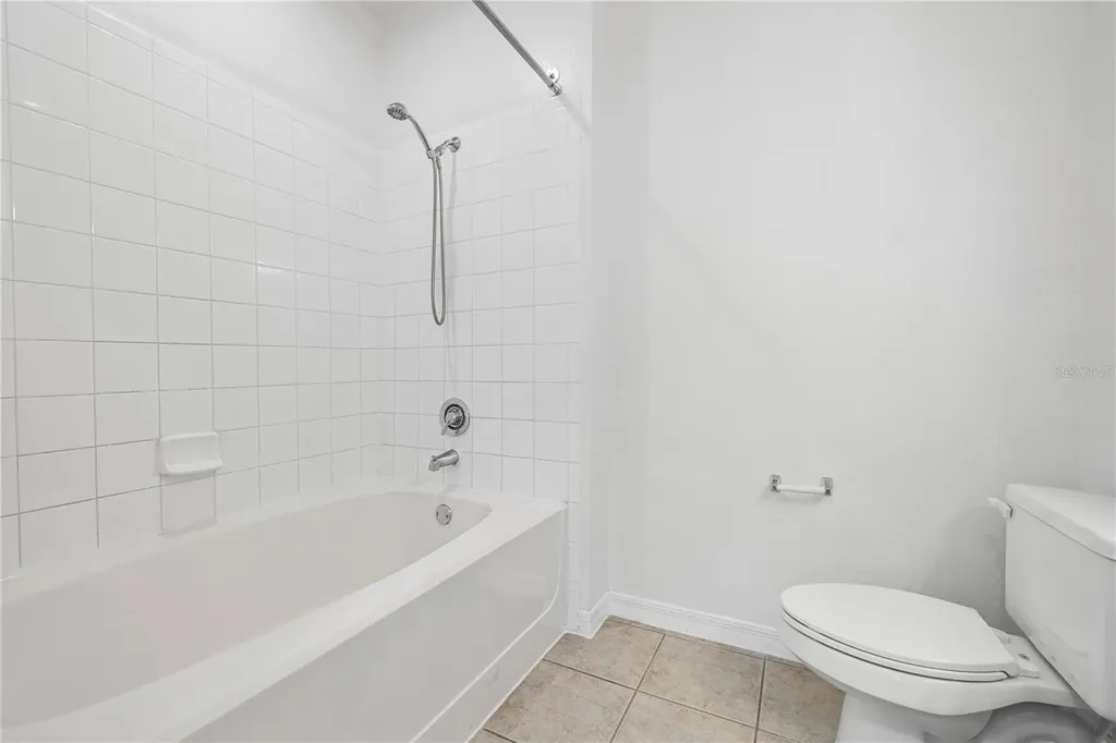 2442 Grand Central Parkway Orlando FL 32839