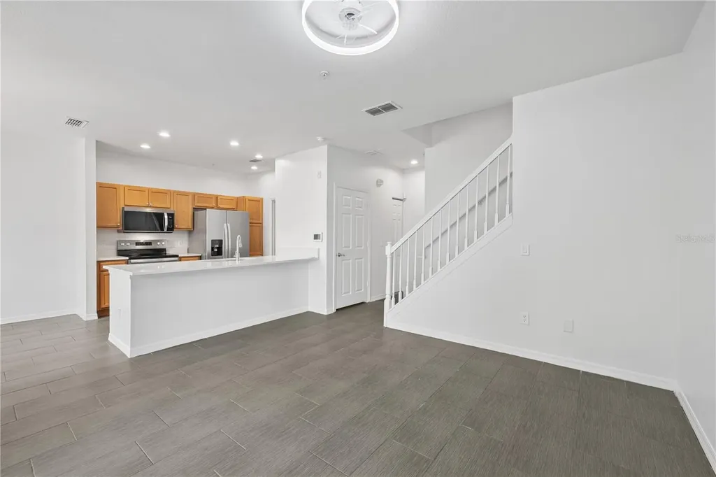 2442 Grand Central Parkway Orlando FL 32839