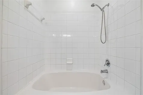 2442 Grand Central Parkway Orlando FL 32839