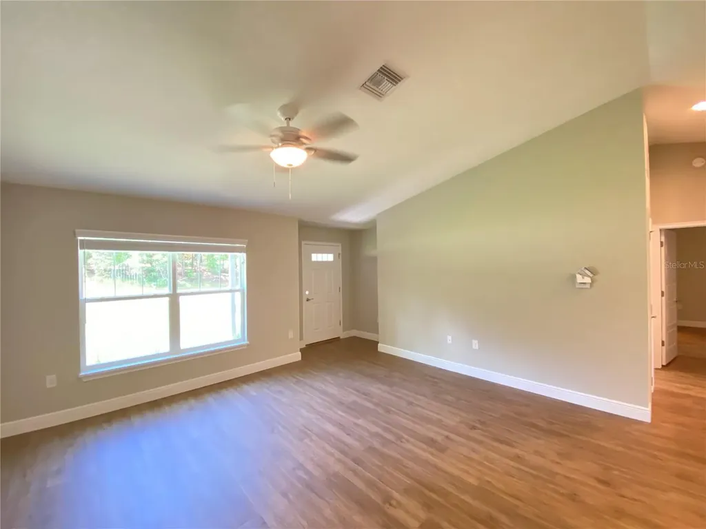 9065 N Akola Way Citrus Springs FL 34434