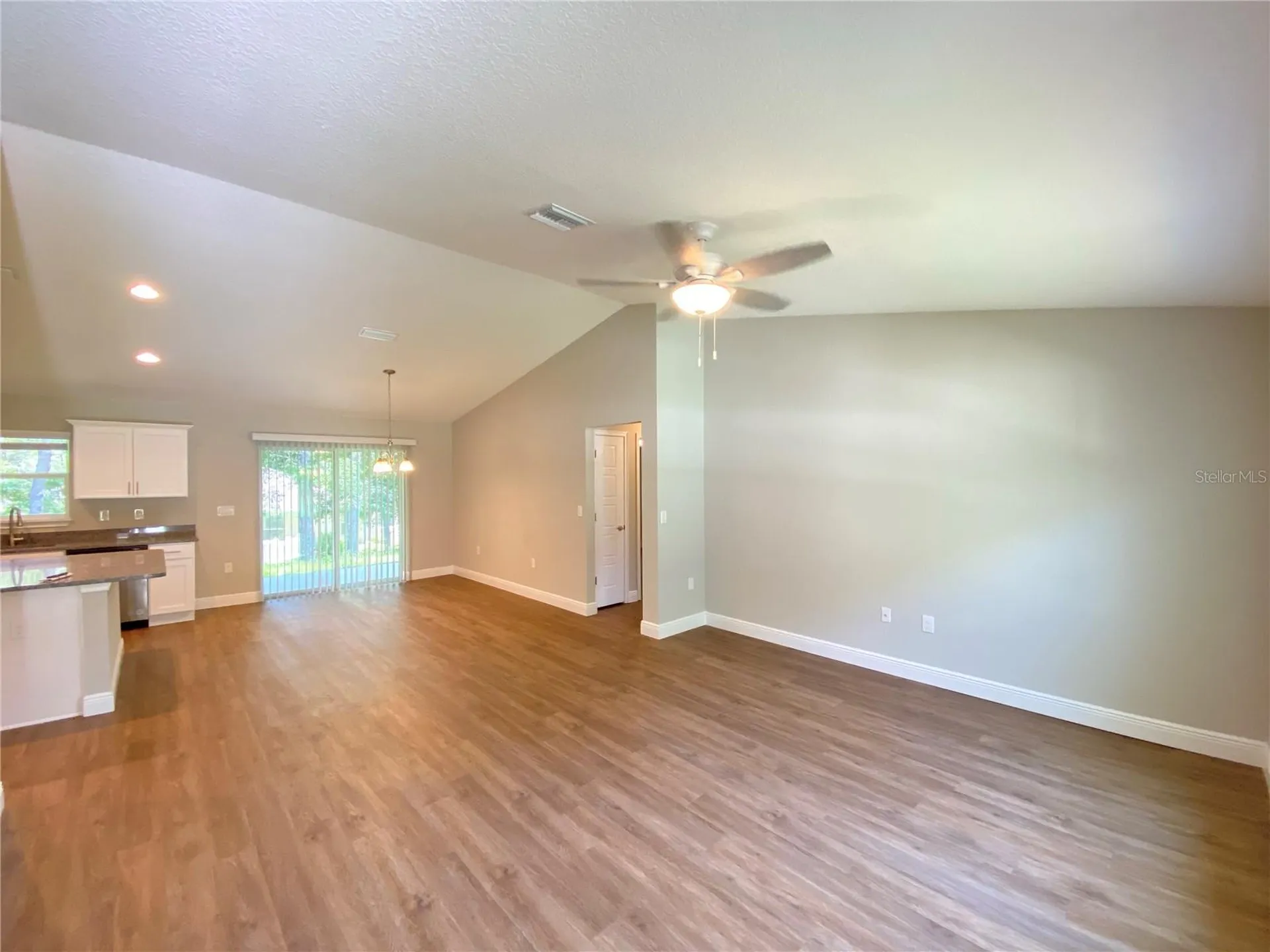 9065 N Akola Way Citrus Springs FL 34434