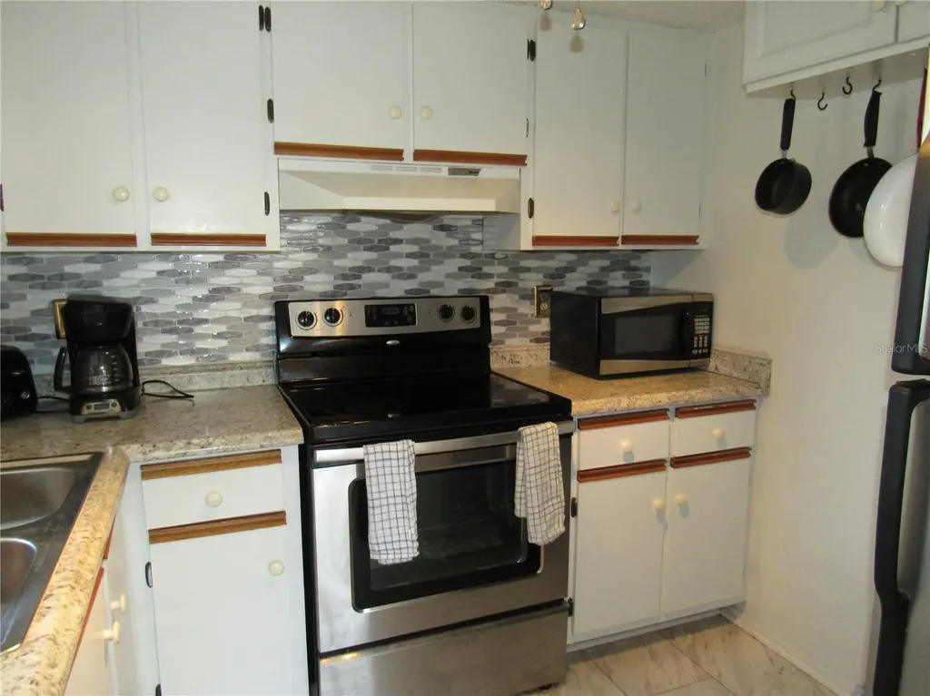 19505 Quesada Avenue Port Charlotte FL 33948