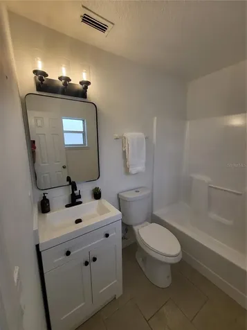 6913 Long Needle Court Orlando FL 32822